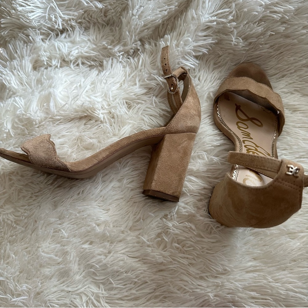 Sam Edelman Beige Sandals 6.5